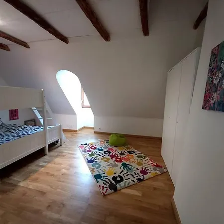 Vue Imprenable Sur Montagne Saint-Aventin