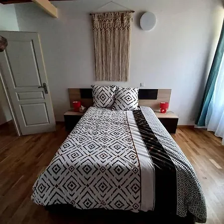 Vue Imprenable Sur Montagne Apartmán *