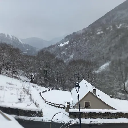 Vue Imprenable Sur Montagne Appartement Saint-Aventin